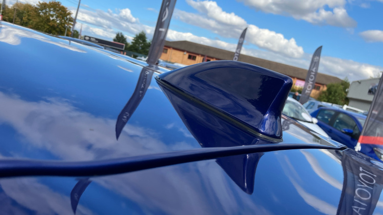 Toyota Yaris 1.5 Hybrid Icon 5dr CVT Hybrid Hatchback